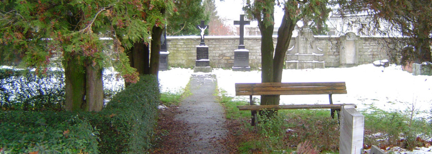 Blick in den Uffenheimer Friedhof