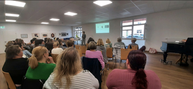 Vortrag "Essen für den Kopf", organisiert von der Mitarbeitendenvertretung im Jahr 2025